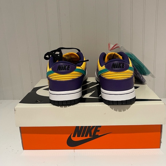 NIKE DUNK LOW - Picture 7 of 13